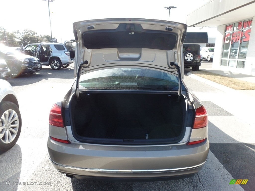 2016 Passat S Sedan - Titanium Beige / Titan Black photo #5