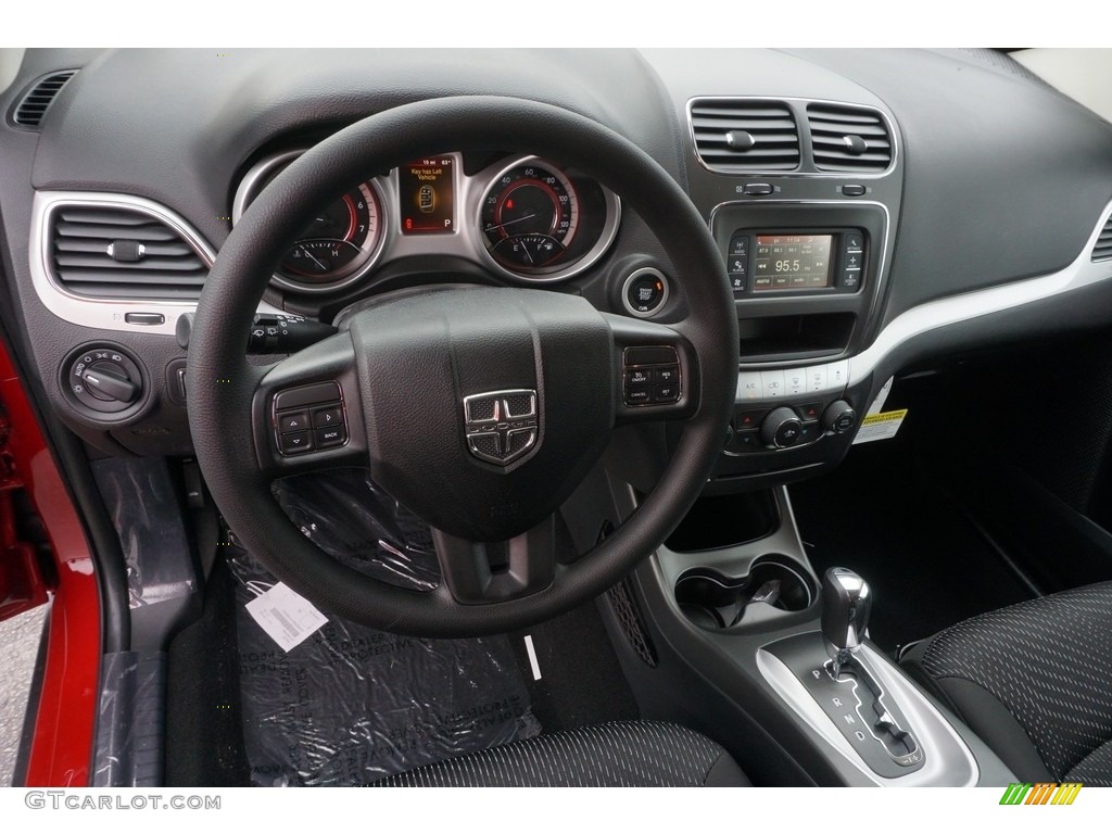 2017 Journey SE - Redline 2K / Black photo #7