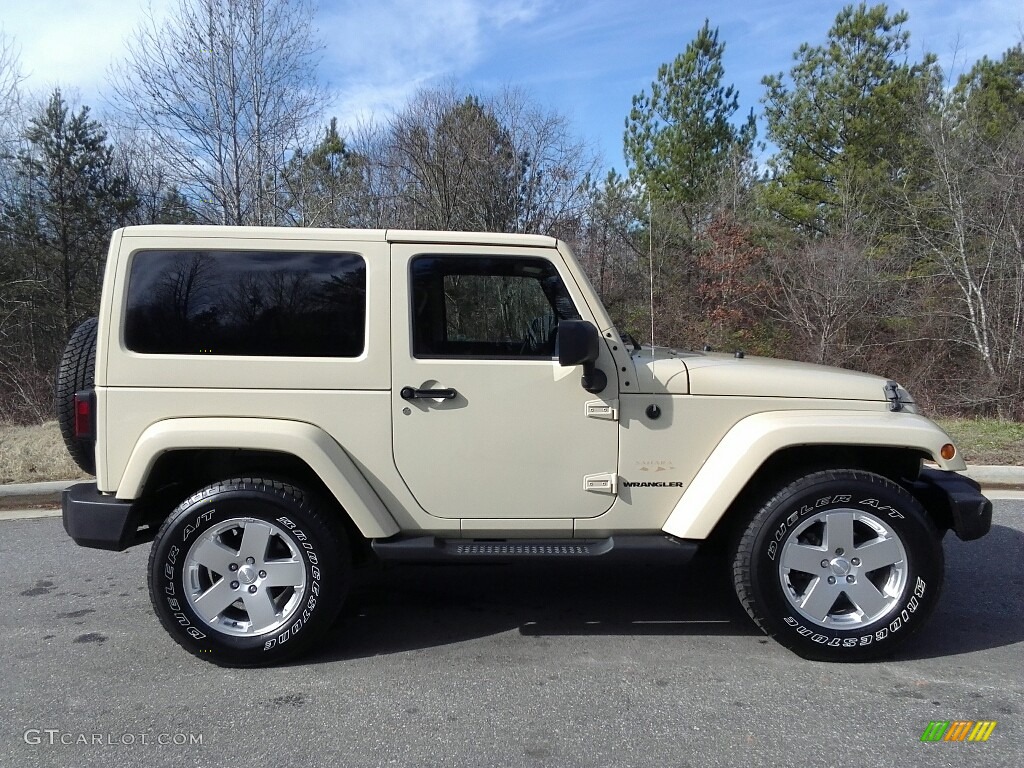 2011 Wrangler Sahara 4x4 - Sahara Tan / Black/Dark Saddle photo #5