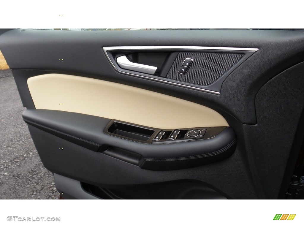 2017 Ford Edge SEL AWD Dune Door Panel Photo #118077102