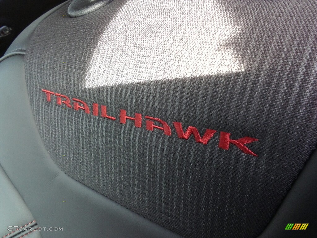 2017 Cherokee Trailhawk 4x4 - Hydro Blue Pearl / Black photo #24