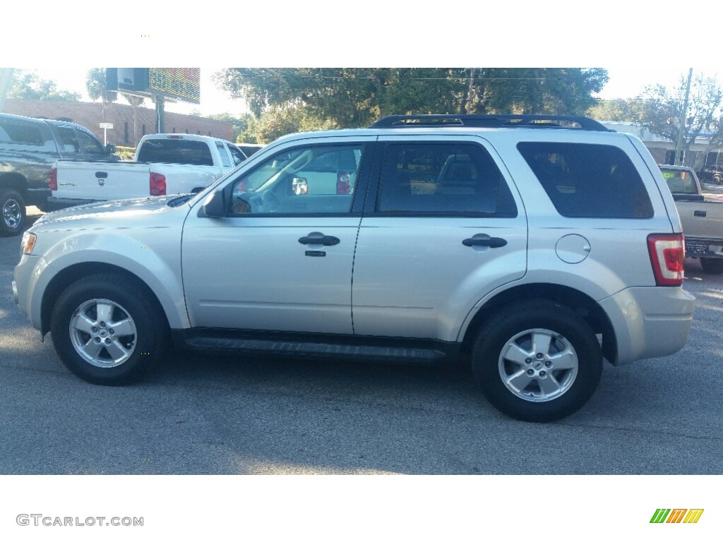 2009 Escape XLT - Brilliant Silver Metallic / Stone photo #6