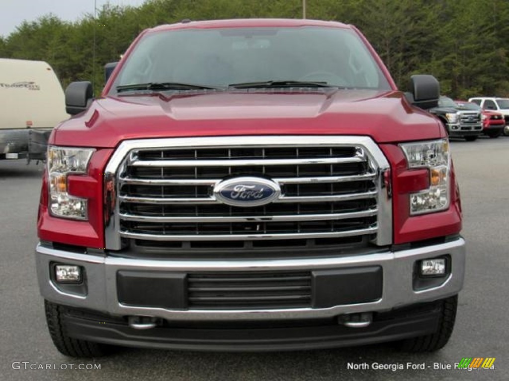 2017 F150 XLT SuperCrew 4x4 - Ruby Red / Earth Gray photo #8