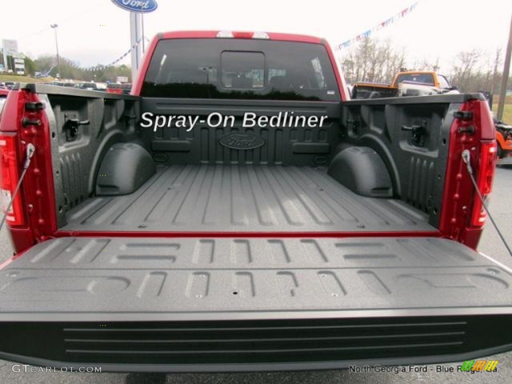 2017 F150 XLT SuperCrew 4x4 - Ruby Red / Earth Gray photo #15