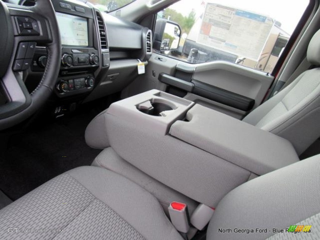 2017 F150 XLT SuperCrew 4x4 - Ruby Red / Earth Gray photo #29