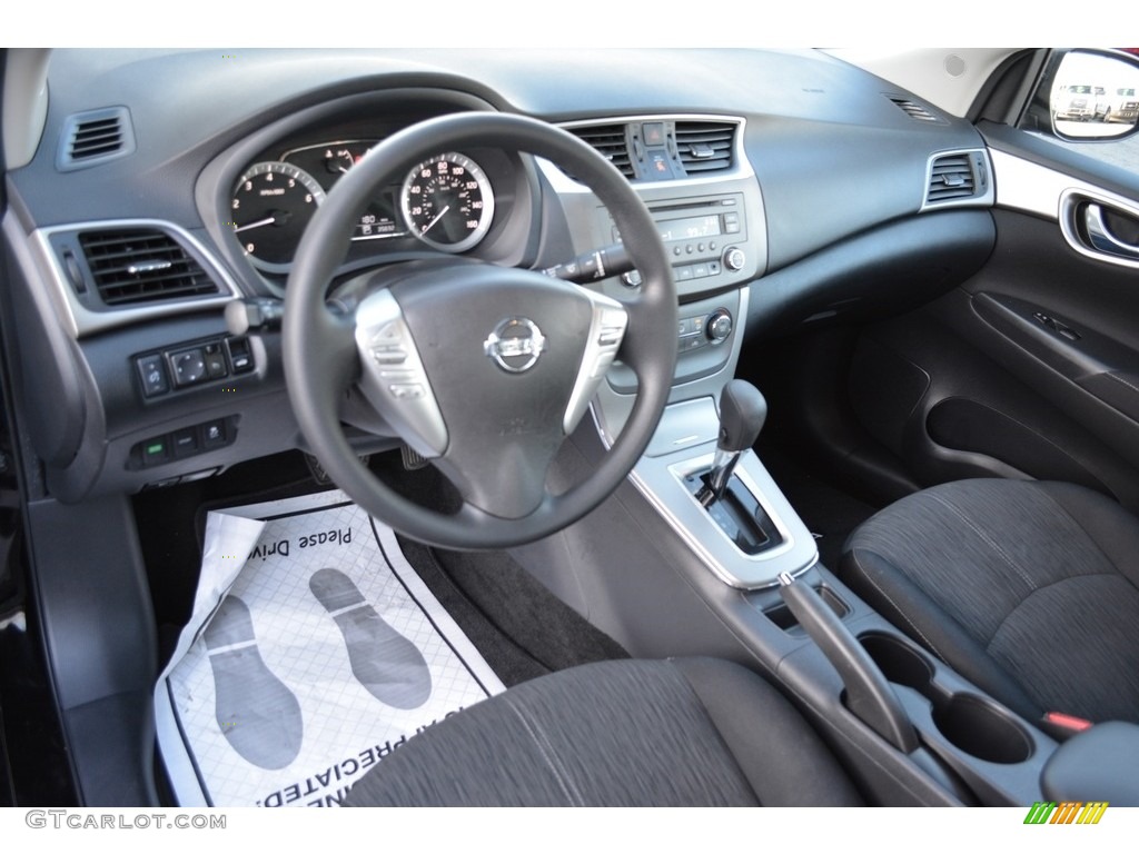 2014 Sentra SV - Super Black / Charcoal photo #10