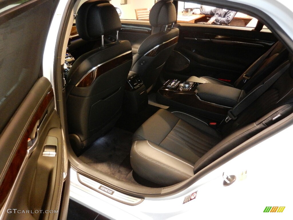 Black Monotone Interior 2017 Hyundai Genesis G90 AWD Photo #118085643