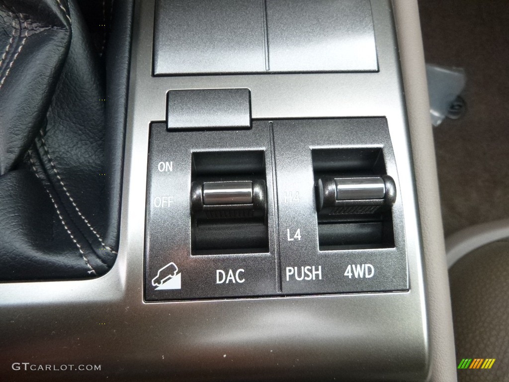 2017 Lexus GX 460 Controls Photo #118088814
