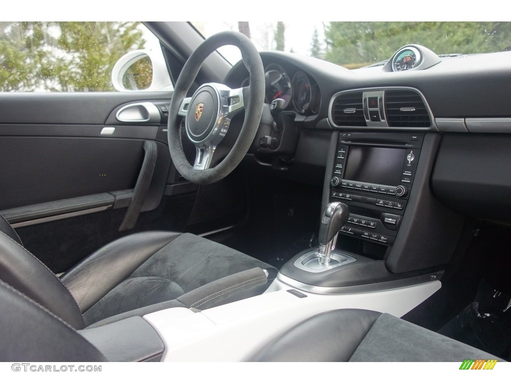 2012 911 Carrera GTS Coupe - Carrara White / Black photo #16