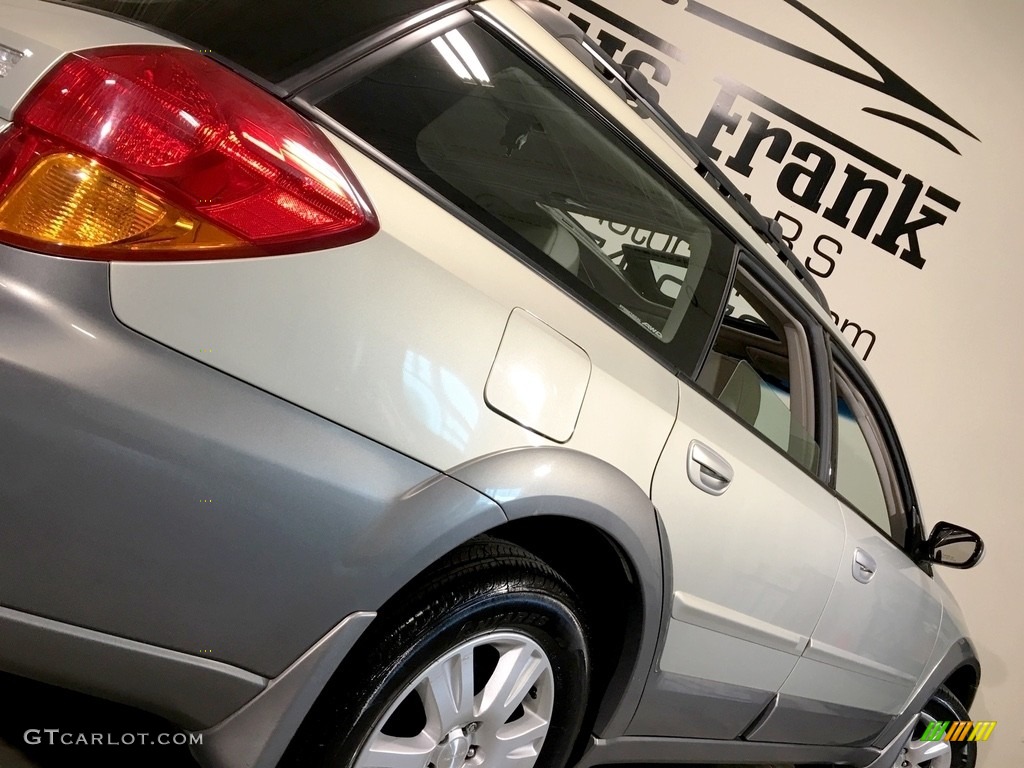 2005 Outback 2.5i Limited Wagon - Champagne Gold Opal / Taupe photo #19