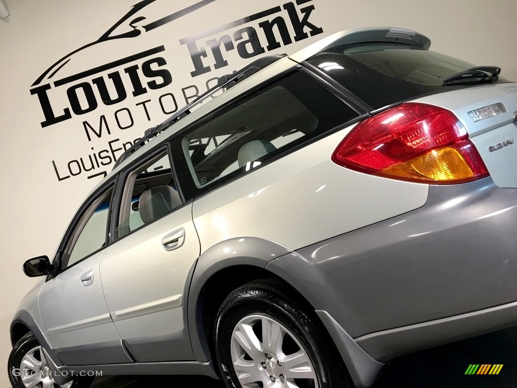 2005 Outback 2.5i Limited Wagon - Champagne Gold Opal / Taupe photo #21
