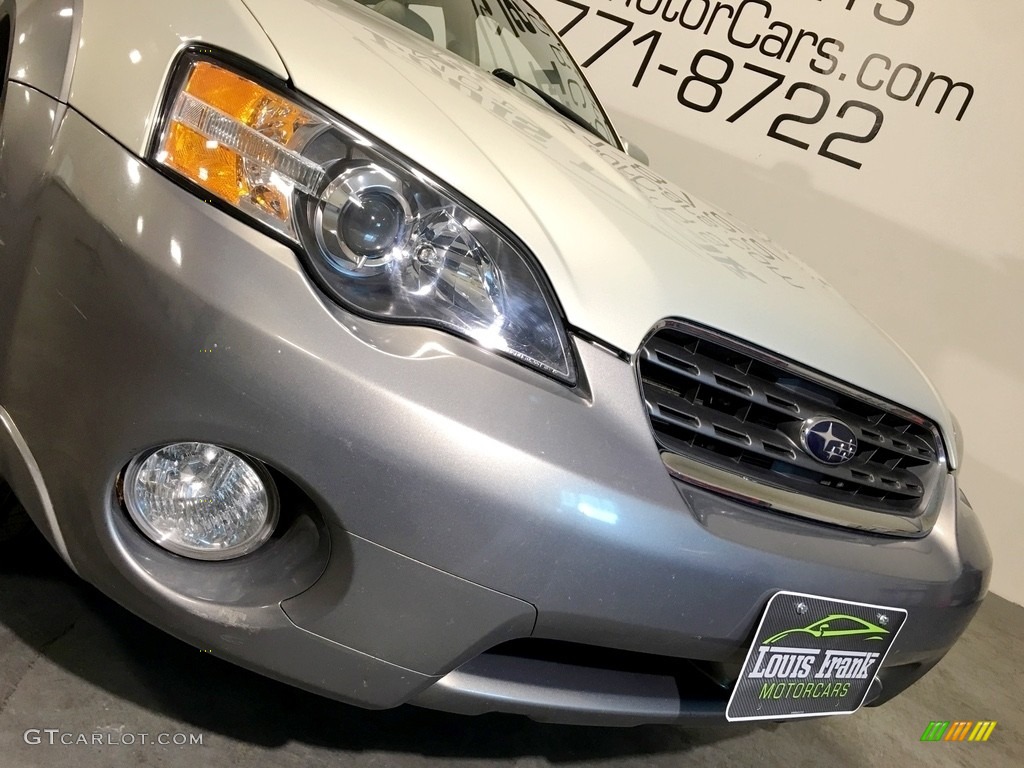2005 Outback 2.5i Limited Wagon - Champagne Gold Opal / Taupe photo #24