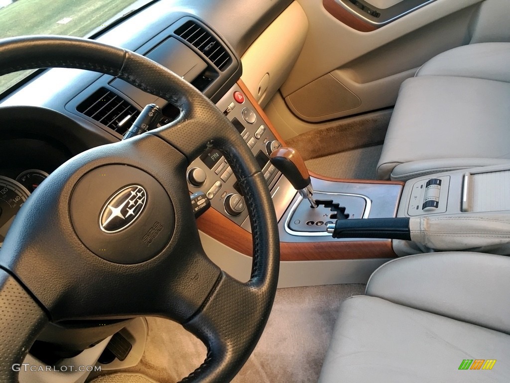2005 Outback 2.5i Limited Wagon - Champagne Gold Opal / Taupe photo #45