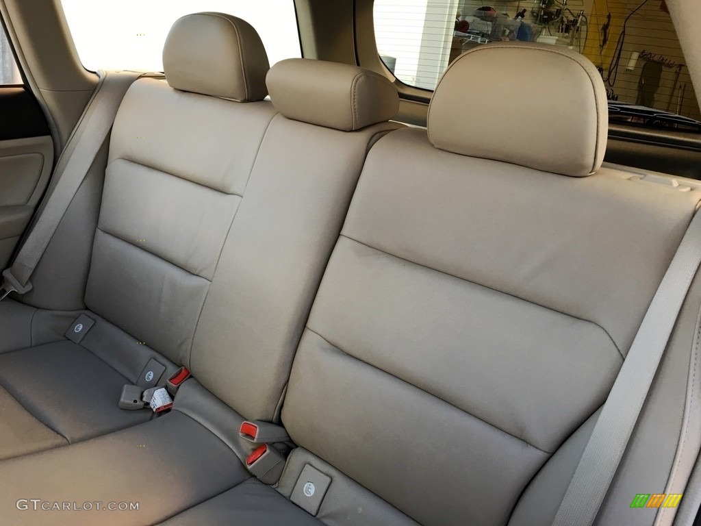 2005 Outback 2.5i Limited Wagon - Champagne Gold Opal / Taupe photo #56