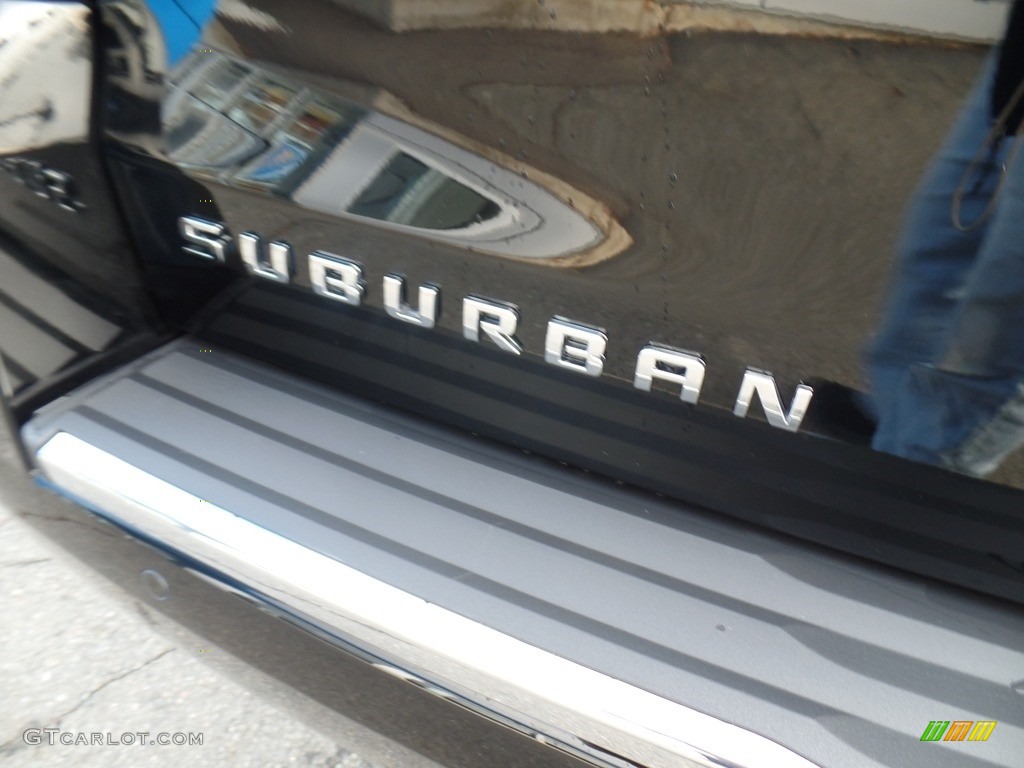 2017 Suburban Premier 4WD - Black / Jet Black photo #10