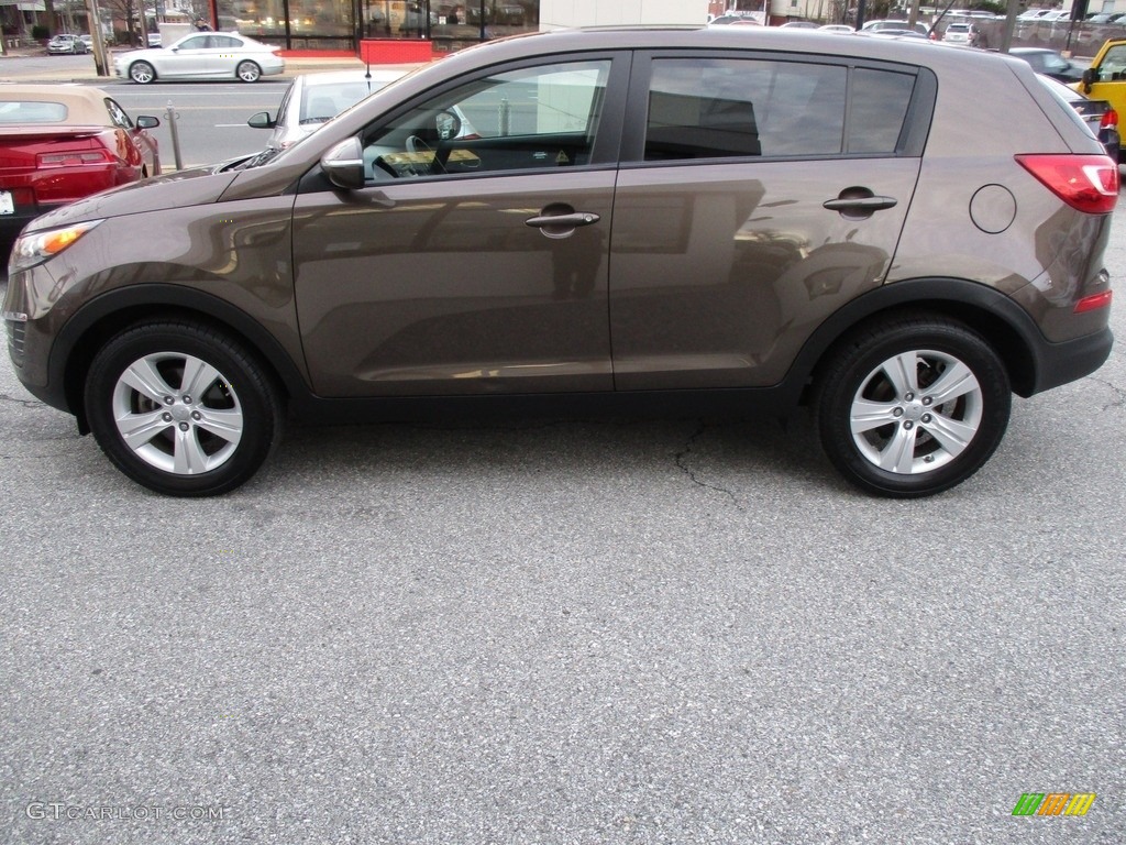 2012 Sportage LX - Sand Track / Black photo #3