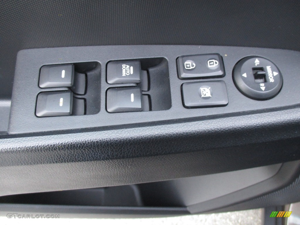 2012 Sportage LX - Sand Track / Black photo #35