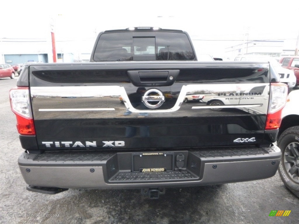 Magnetic Black 2017 Nissan TITAN XD Platinum Reserve Crew Cab 4x4 Exterior Photo #118105443