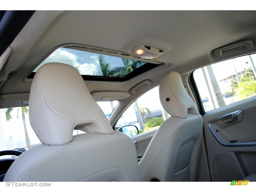 2014 S60 T5 - Caspian Blue Metallic / Soft Beige photo #14