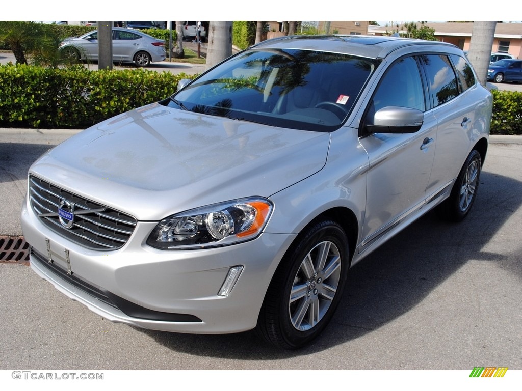 Bright Silver Metallic 2017 Volvo XC60 T5 Inscription Exterior Photo #118111245