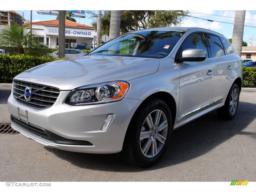 Bright Silver Metallic 2017 Volvo XC60 T5 Inscription Exterior Photo #118111272
