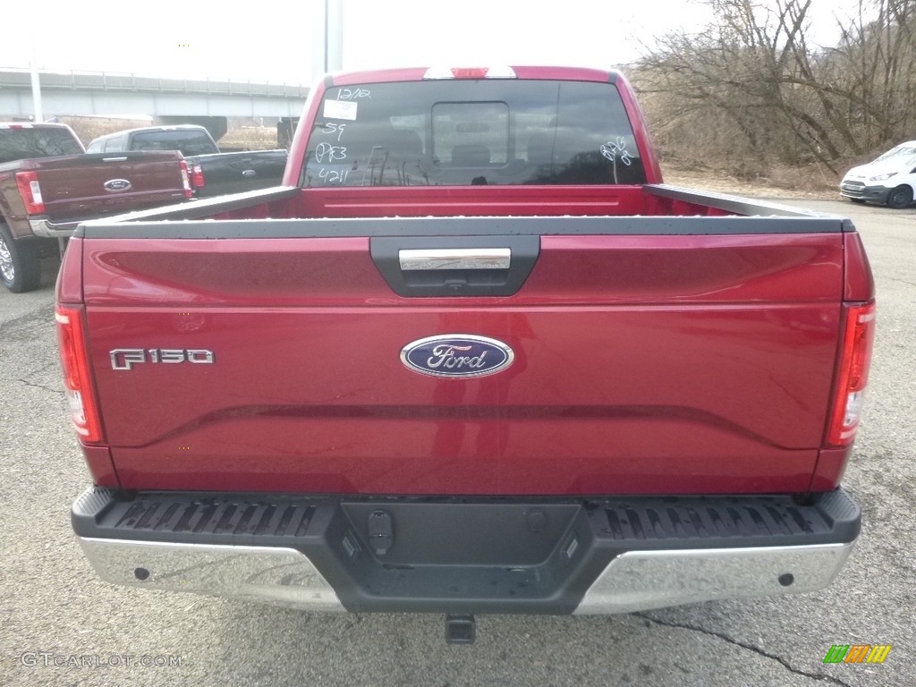 2017 F150 XLT SuperCrew 4x4 - Ruby Red / Earth Gray photo #3