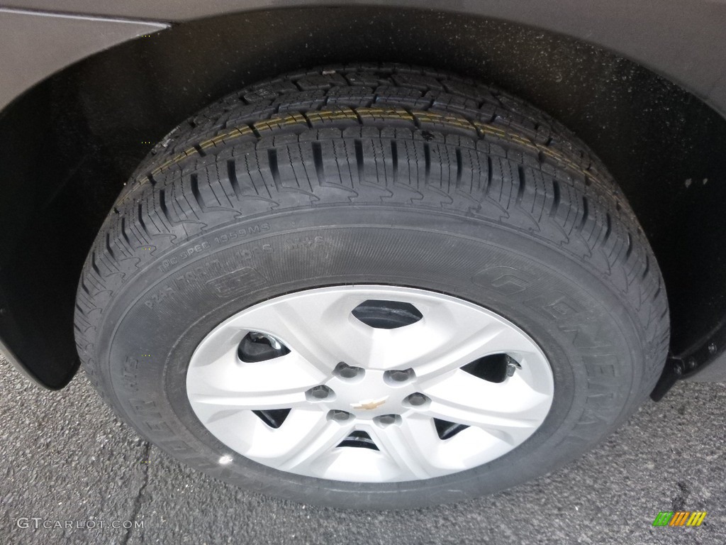 2017 Traverse LS - Tungsten Metallic / Dark Titanium/Light Titanium photo #10