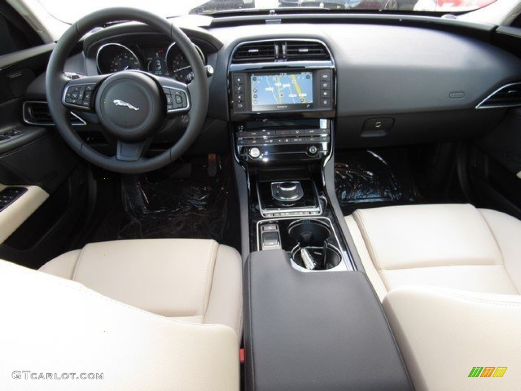 2017 XE 25t Premium - British Racing Green / Latte photo #4