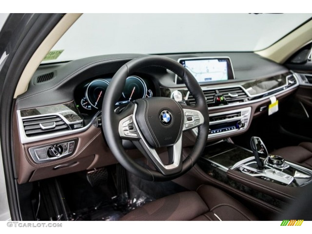 2017 BMW 7 Series 740i Sedan Mocha Dashboard Photo #118127498