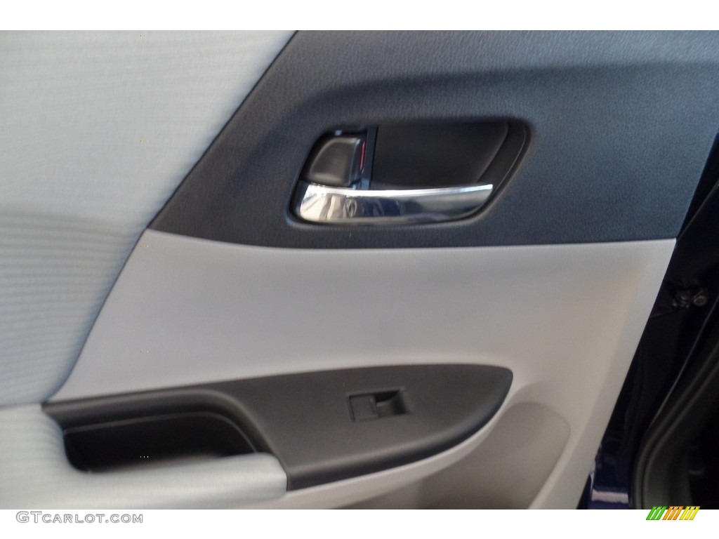 2017 Accord LX Sedan - Obsidian Blue Pearl / Gray photo #8
