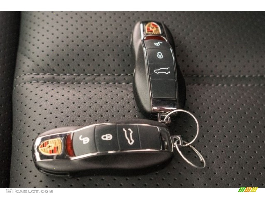 2017 Porsche Macan GTS Keys Photo #118132001