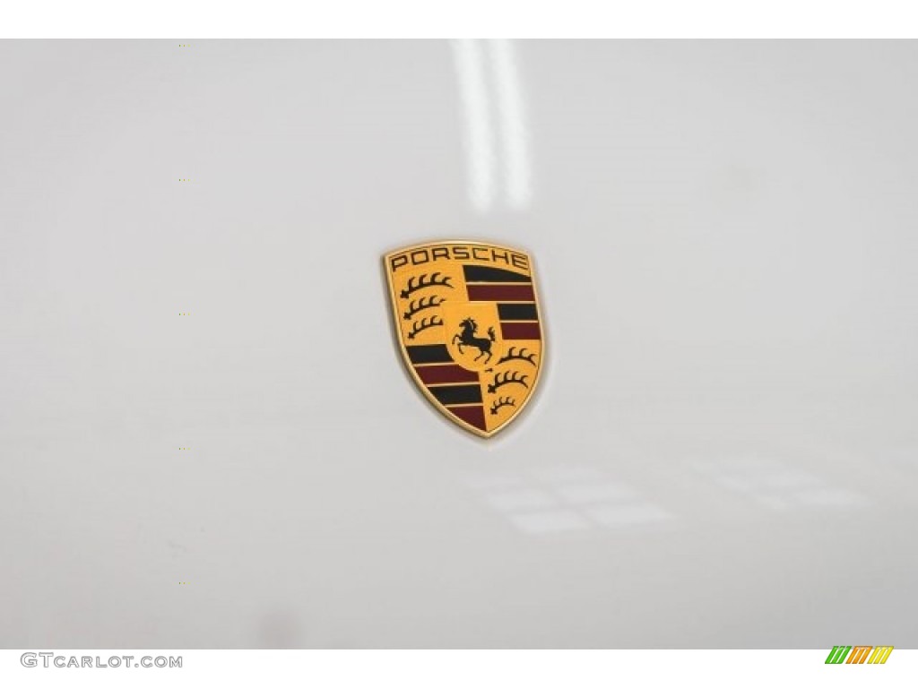 2017 Porsche Macan GTS Marks and Logos Photo #118132166