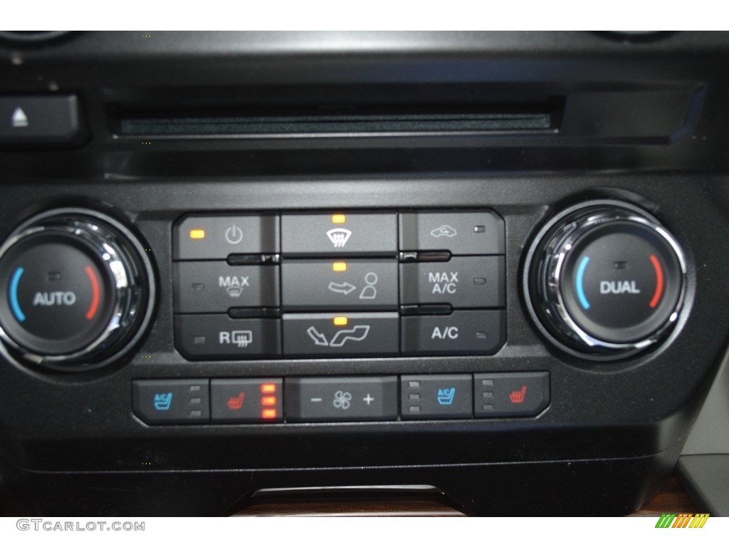 2017 Ford F150 Lariat SuperCrew Controls Photo #118136553