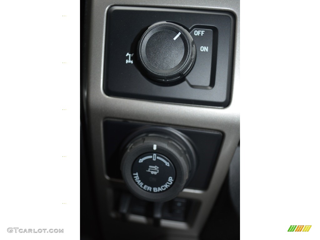 2017 Ford F150 Lariat SuperCrew Controls Photo #118136646