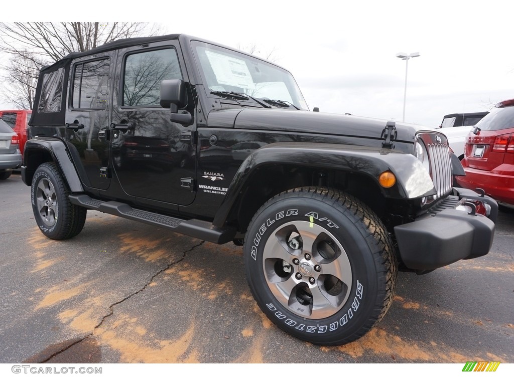 2017 Wrangler Unlimited Sahara 4x4 - Black / Black photo #4