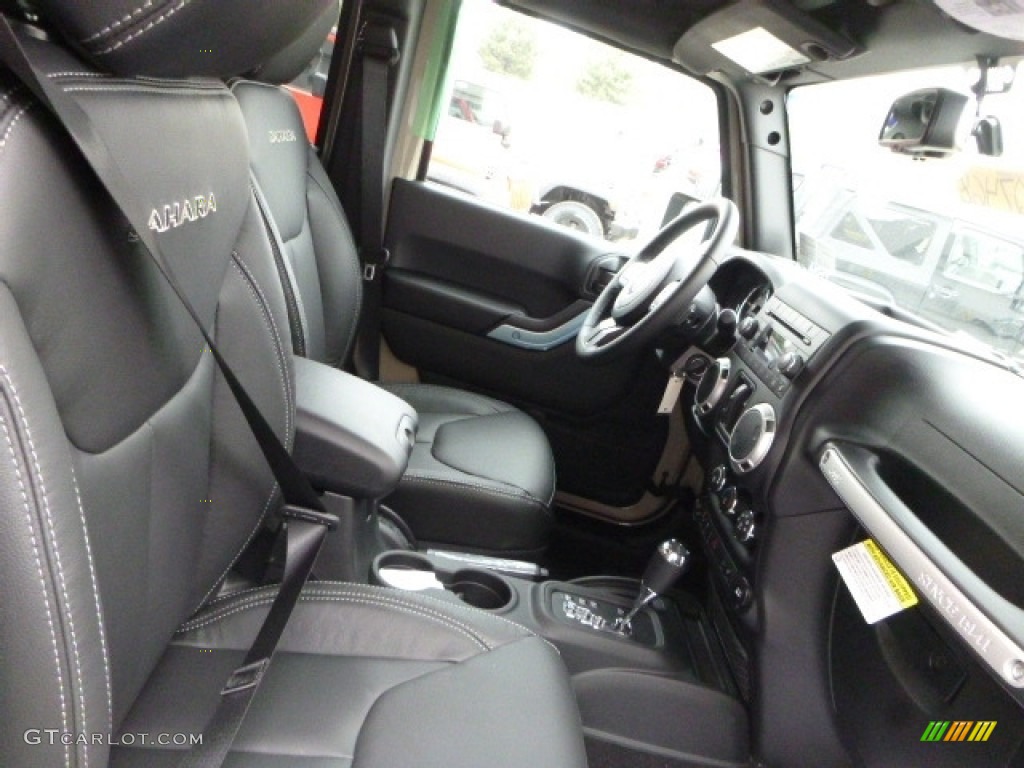 2017 Jeep Wrangler Unlimited Sahara 4x4 Front Seat Photo #118138440