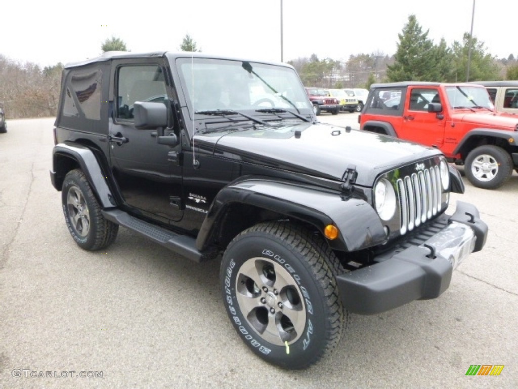 2017 Wrangler Sahara 4x4 - Black / Black photo #10