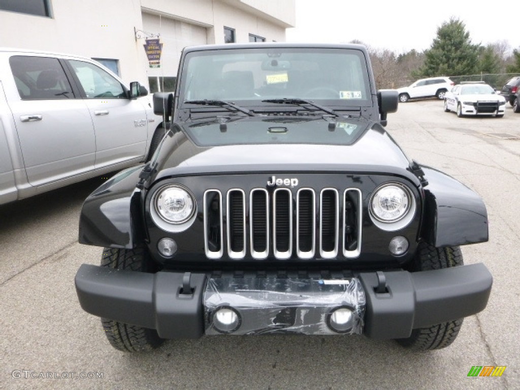 2017 Wrangler Sahara 4x4 - Black / Black photo #11