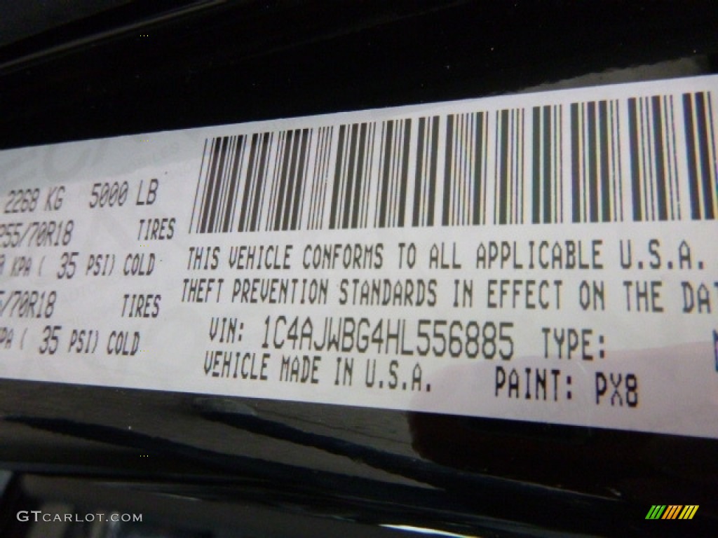 2017 Wrangler Sahara 4x4 - Black / Black photo #14