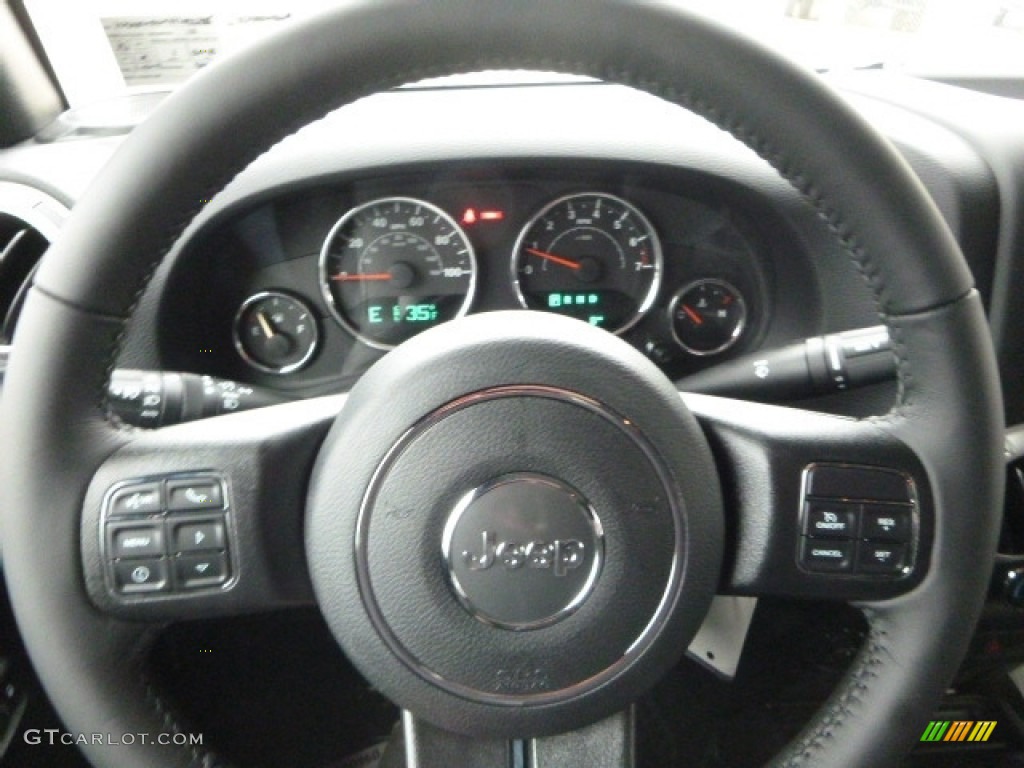 2017 Wrangler Sahara 4x4 - Black / Black photo #15