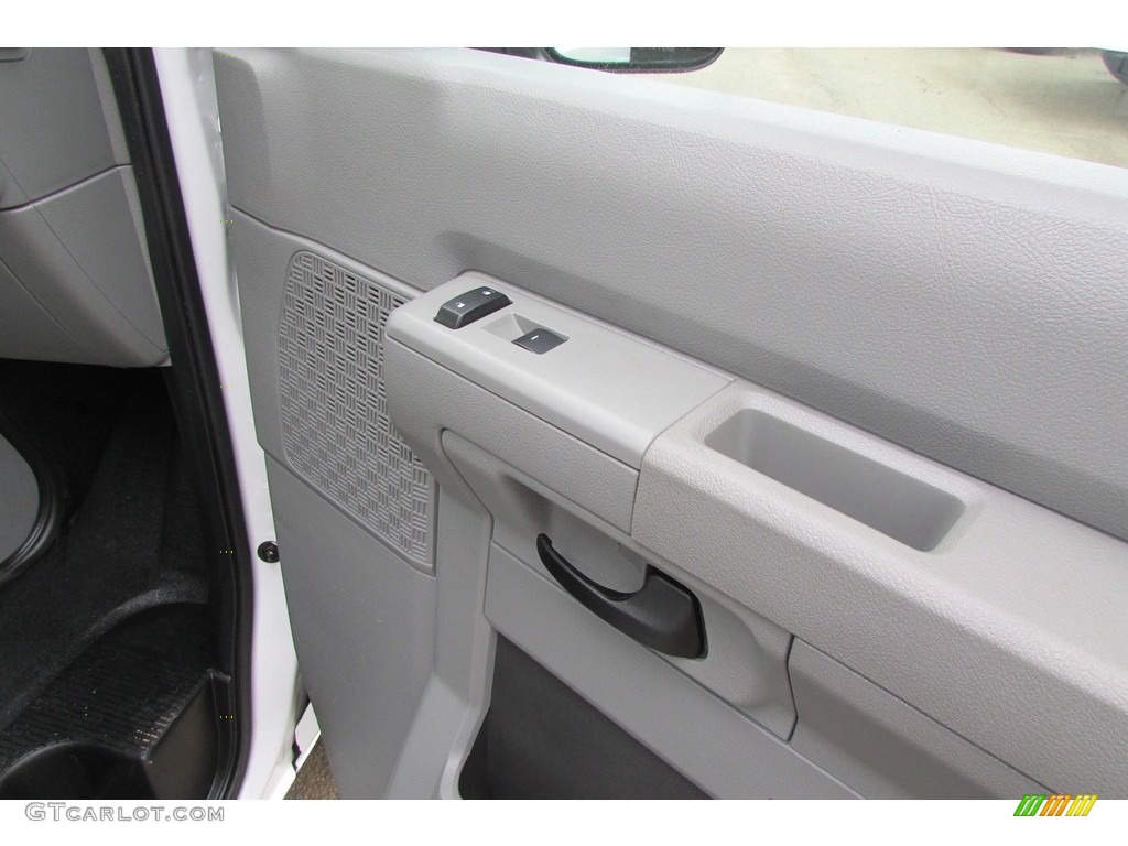 2012 E Series Van E250 Cargo - Oxford White / Medium Flint photo #27