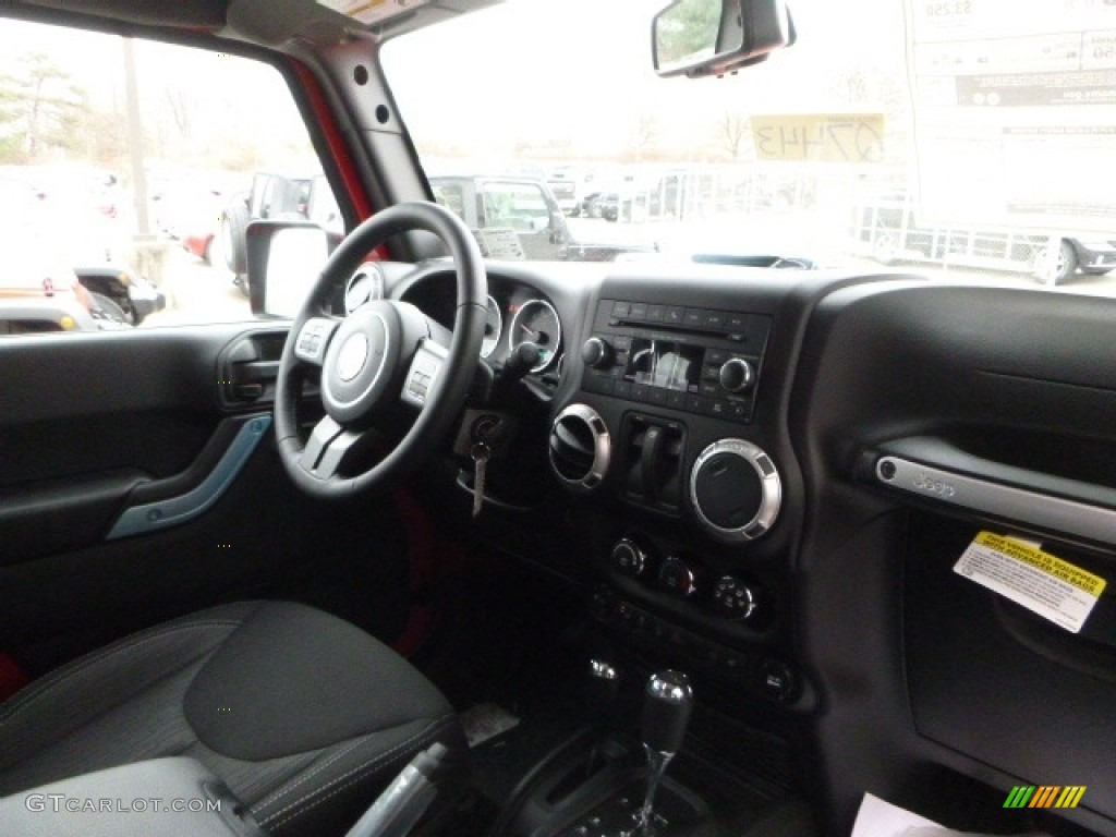 2017 Wrangler Sahara 4x4 - Firecracker Red / Black photo #8