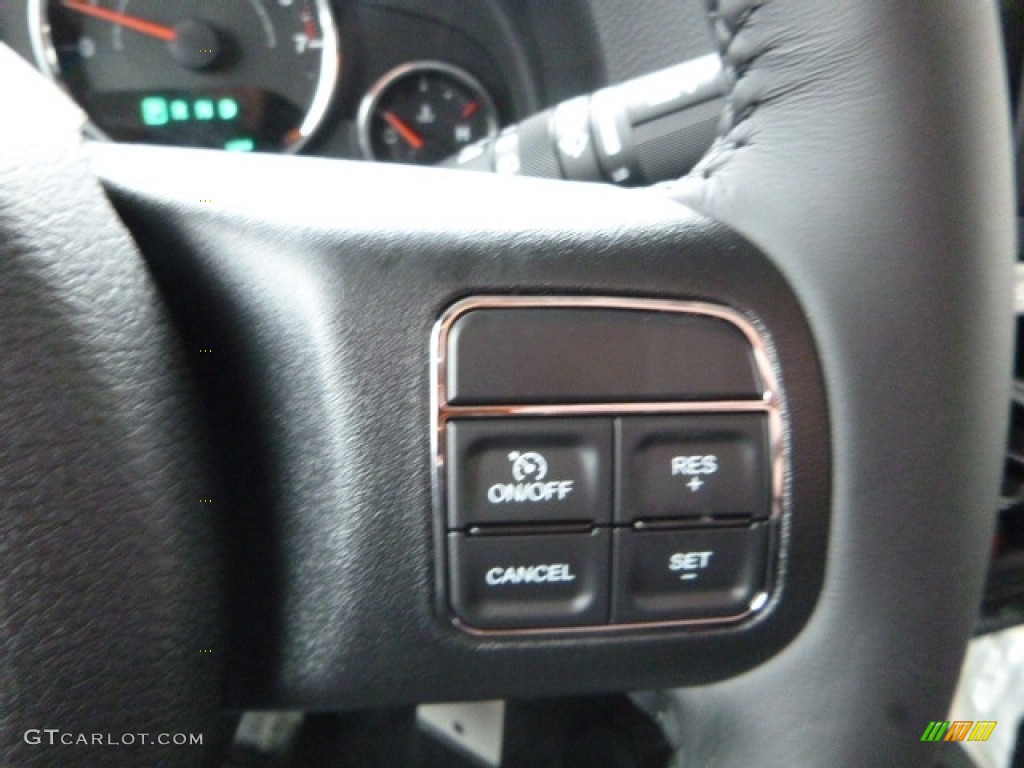 2017 Wrangler Sahara 4x4 - Firecracker Red / Black photo #18