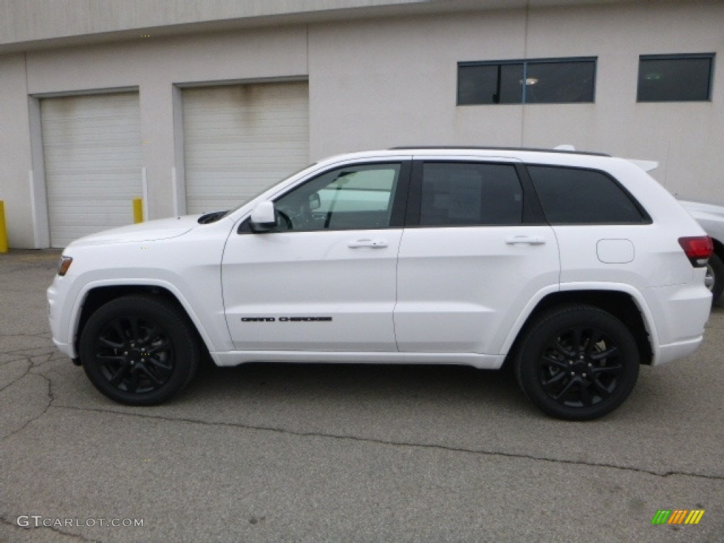 2017 Grand Cherokee Laredo 4x4 - Bright White / Black photo #3