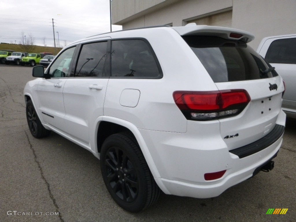 2017 Grand Cherokee Laredo 4x4 - Bright White / Black photo #5