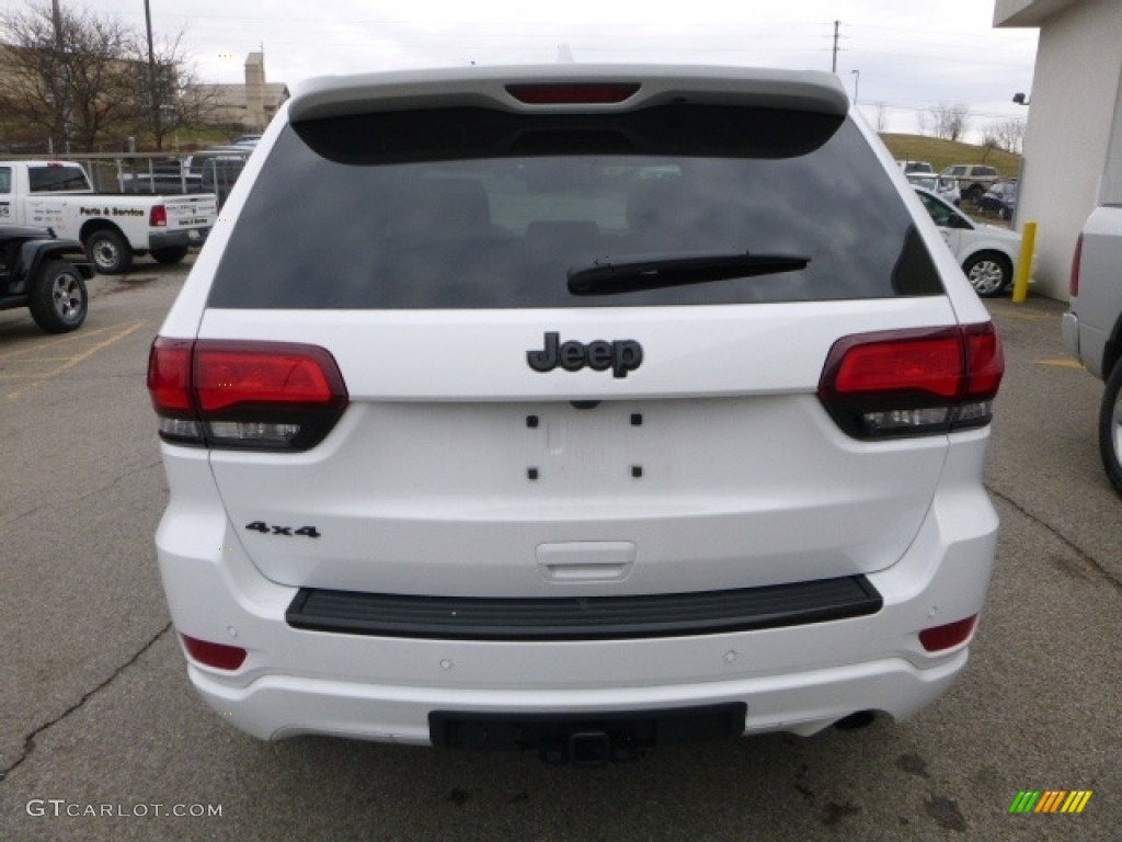 2017 Grand Cherokee Laredo 4x4 - Bright White / Black photo #6