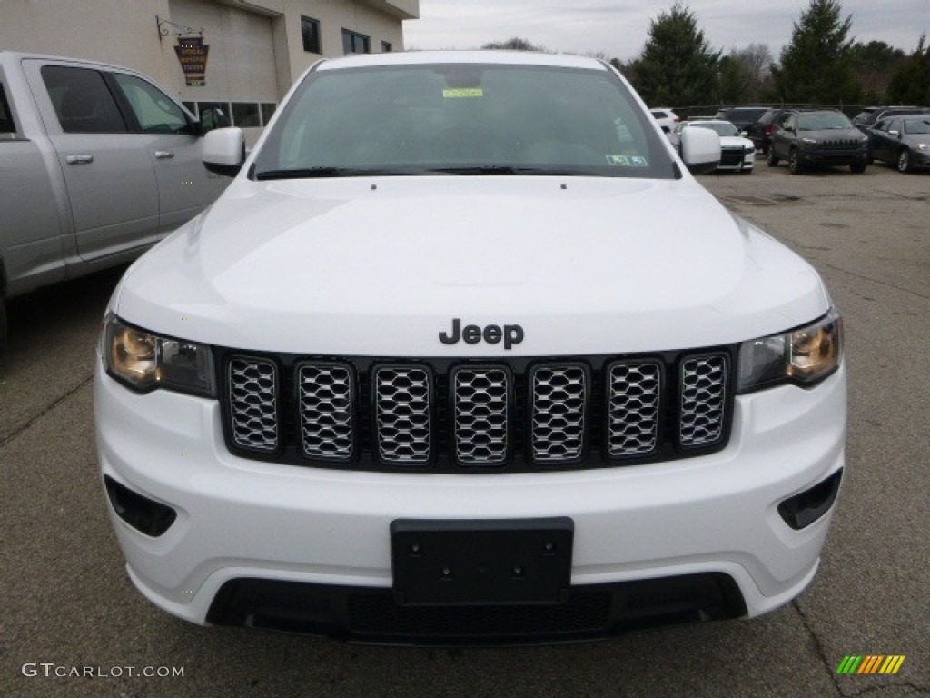 2017 Grand Cherokee Laredo 4x4 - Bright White / Black photo #11