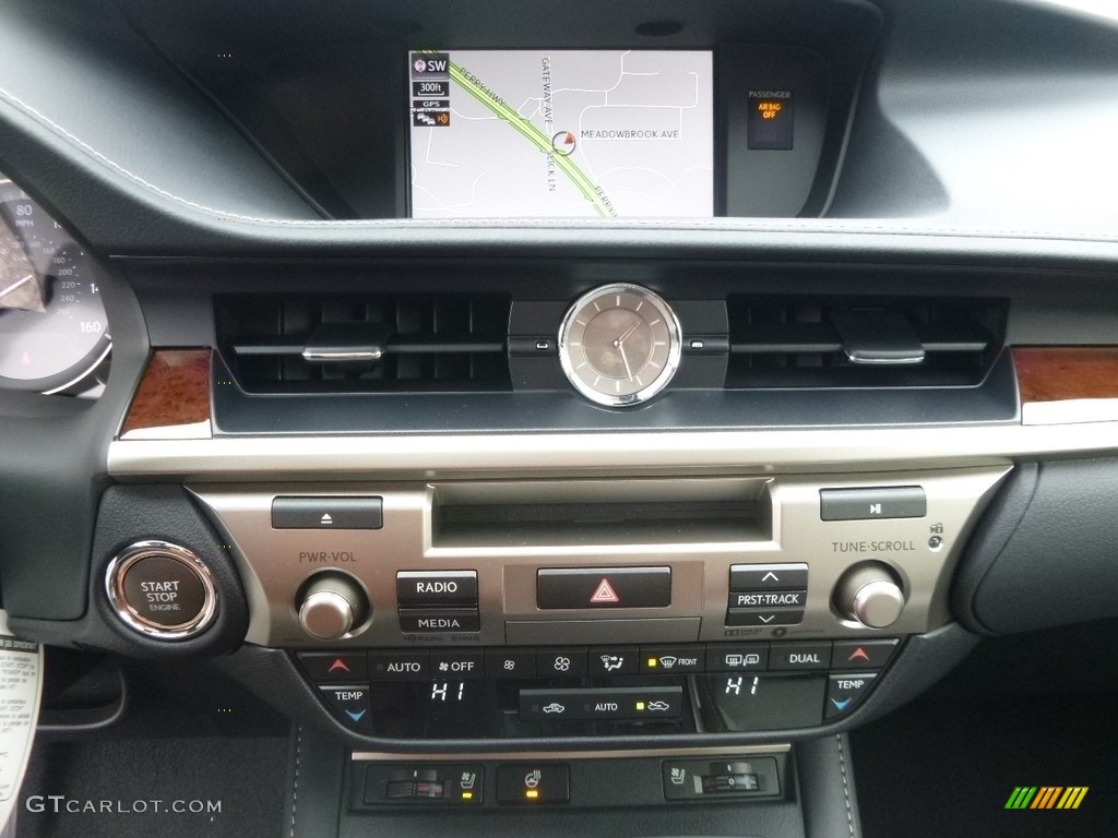 2017 Lexus ES 350 Controls Photo #118145517
