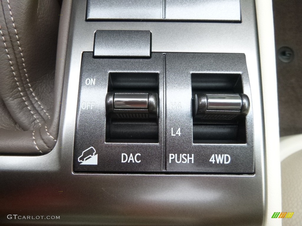 2017 Lexus GX 460 Controls Photo #118145958
