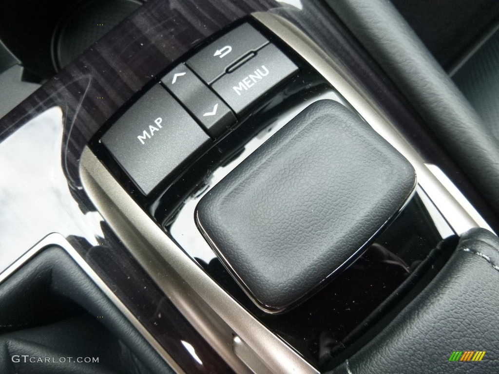 2017 Lexus LS 460 AWD Controls Photo #118147059